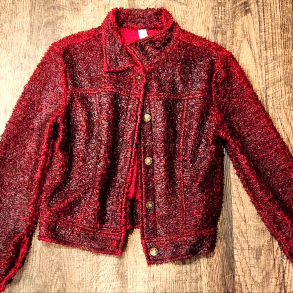 VINTAGE 🧓 Unique crinkle leatherlike jacket. Good find!